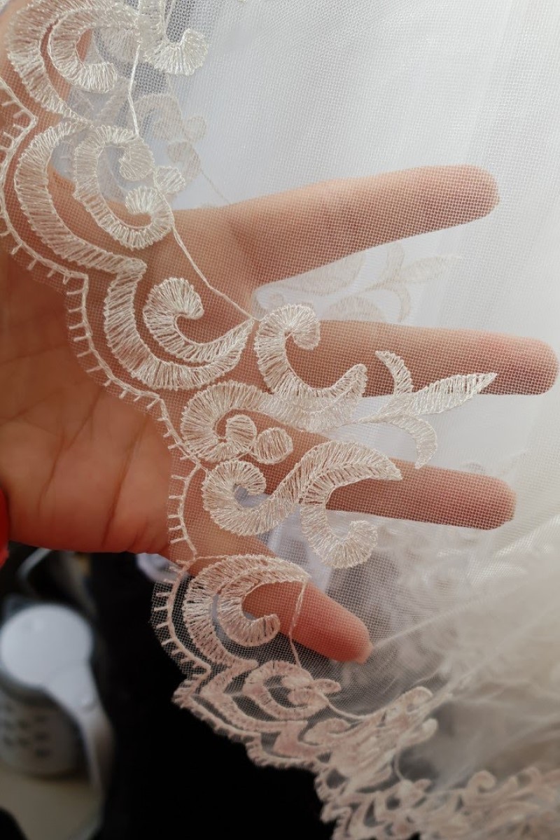 wedding veil