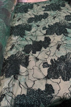glitter semolina Arum green